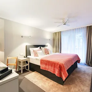 Admiral 4* Münih
