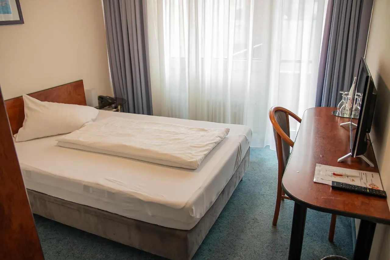 Hotel Alpha Штутгарт